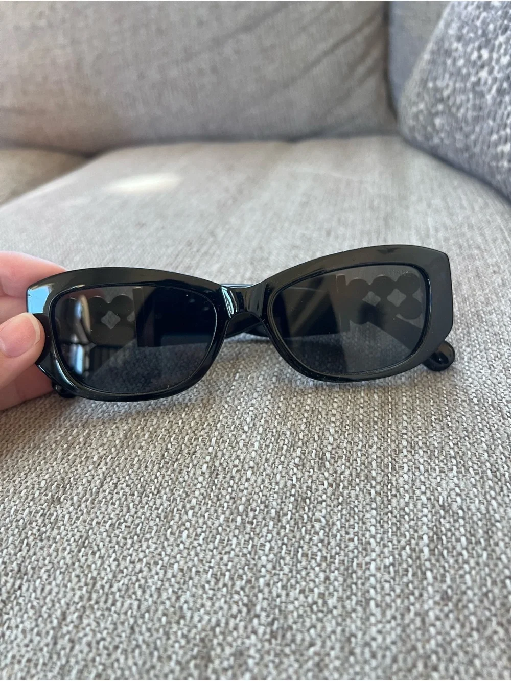Chanel Acetate Glass Pearl Polarized Oval Sunglasses Black Sunglasses